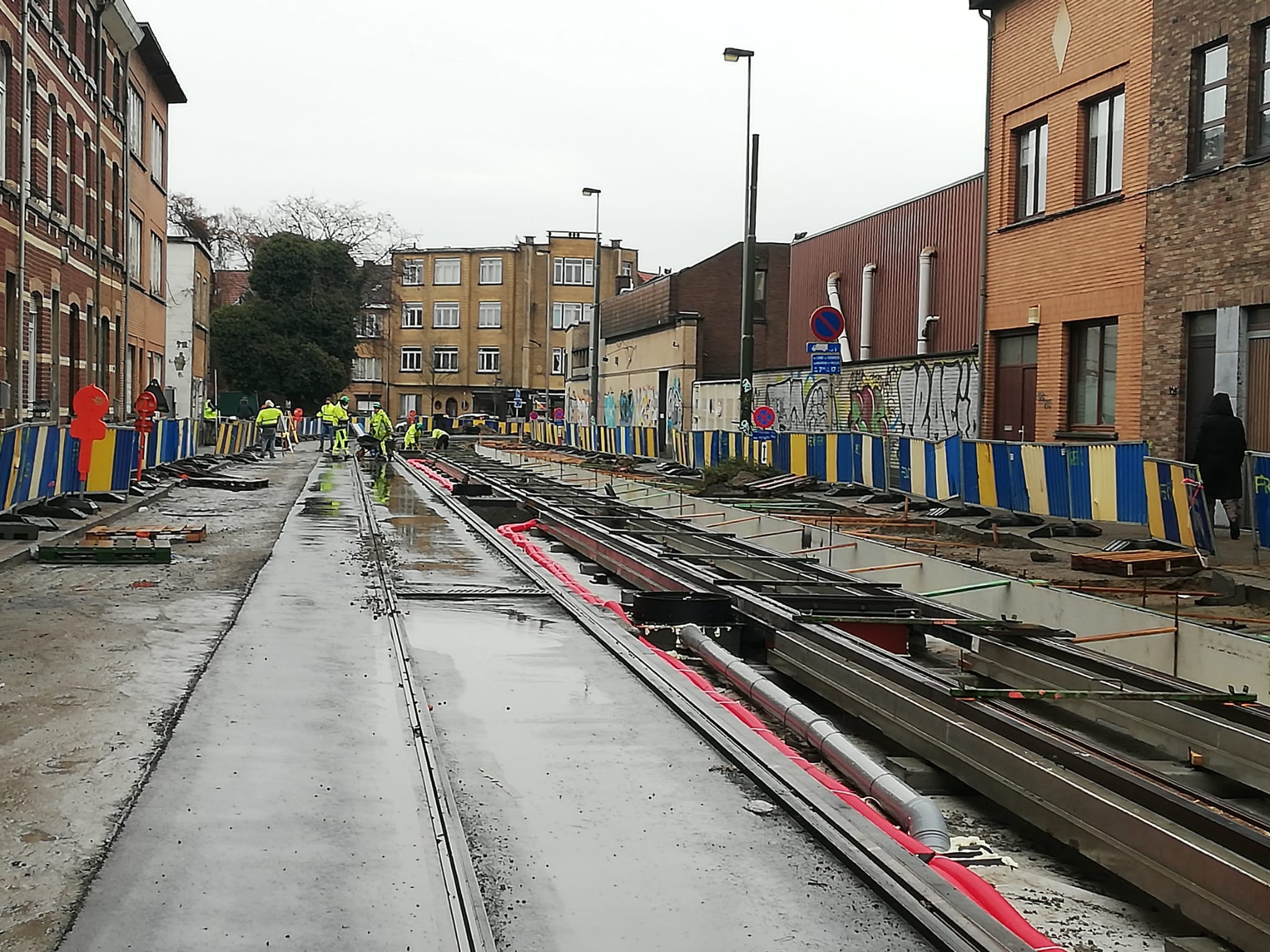 Neestalle   pose rails de tram (4)